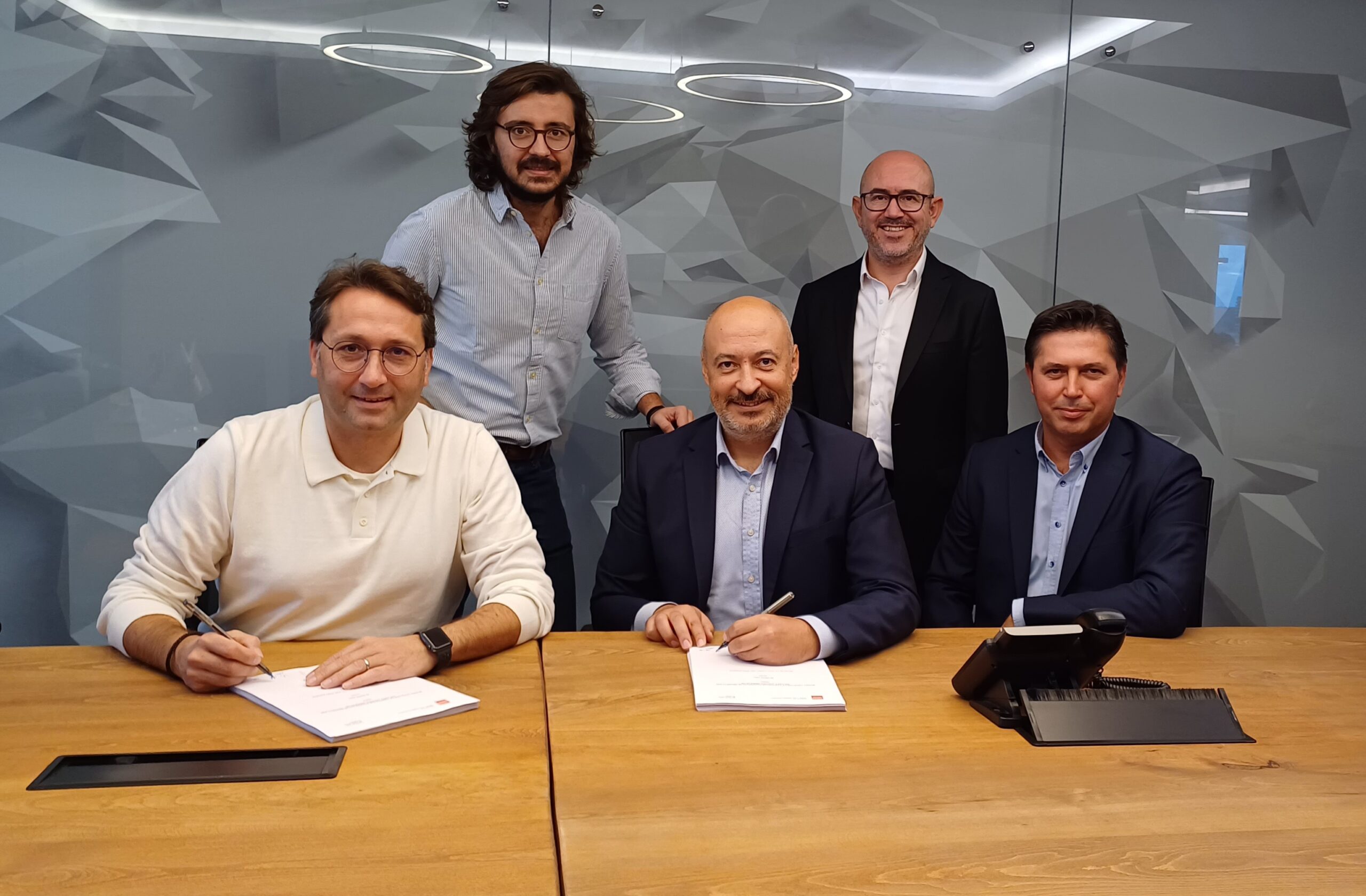 1703762846 Bogazici Ventures Ortagi Kenan Colpan Buddy CEO su Onur Ilkoz Buddy CTO su Zafer Safak Tokcanli Buddy CPO Volkan Senol Buddy Angel Investor Demirhan Sener scaled