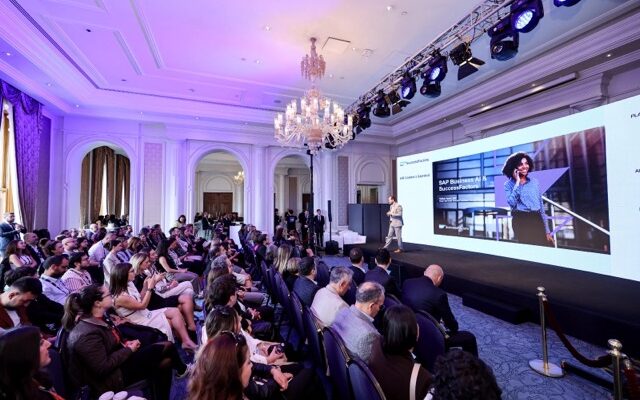 is liderleri insan kaynaklarindaki ileri teknolojileri sap hr connect etkinliginde konustu