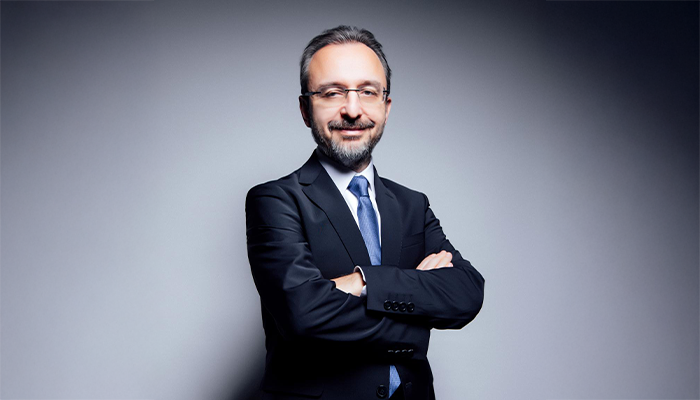 ozgur altan