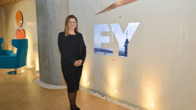 ey 1
