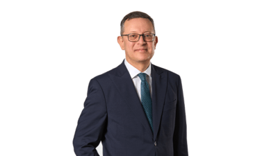 ozan uyar