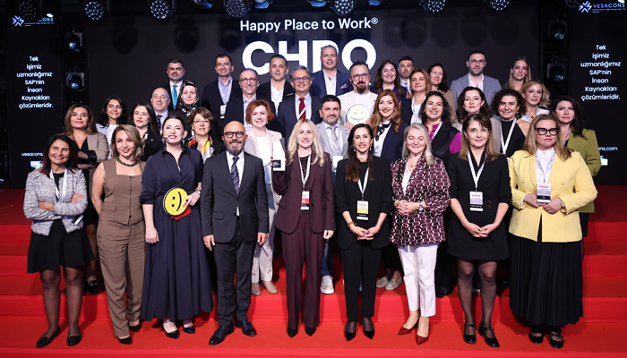 CHRO 100 – Türkiye'nin En Yetkin CHRO'ları 1 CHRO 100 – Türkiye'nin En Yetkin CHRO'ları Oylaması, Divan Kuruçeşme'de Çalınan Gong ile Başladı