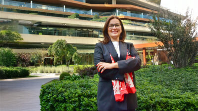 Özge Şahin, Zorlu Alışveriş Merkezi Genel Müdür Yardımcılığı görevine getirildi.