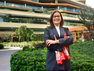 Zorlu Avm Genel Müdür Yardımcılığına Özge Şahin Atandı 7 Özge Şahin, Zorlu Alışveriş Merkezi Genel Müdür Yardımcılığı görevine getirildi.