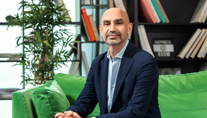 LC Waikiki’de Üst Ddüzey Atama 1 isma seyis